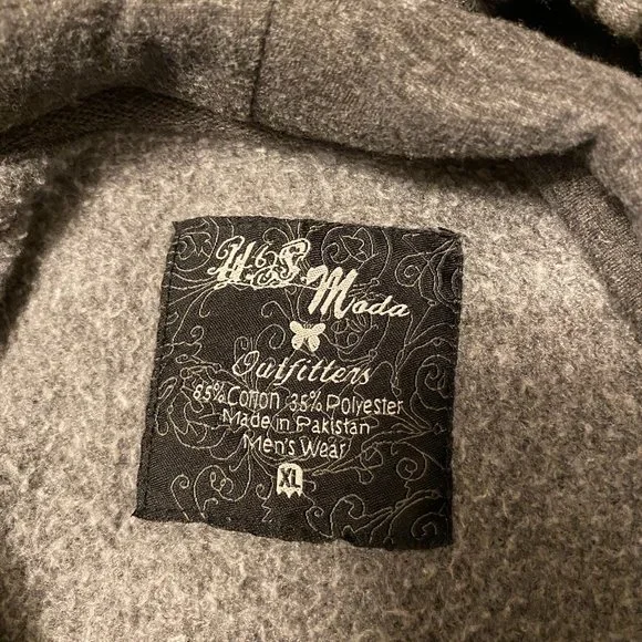 New York City Gray Hooded Sweatshirt - Picture 5 of 8